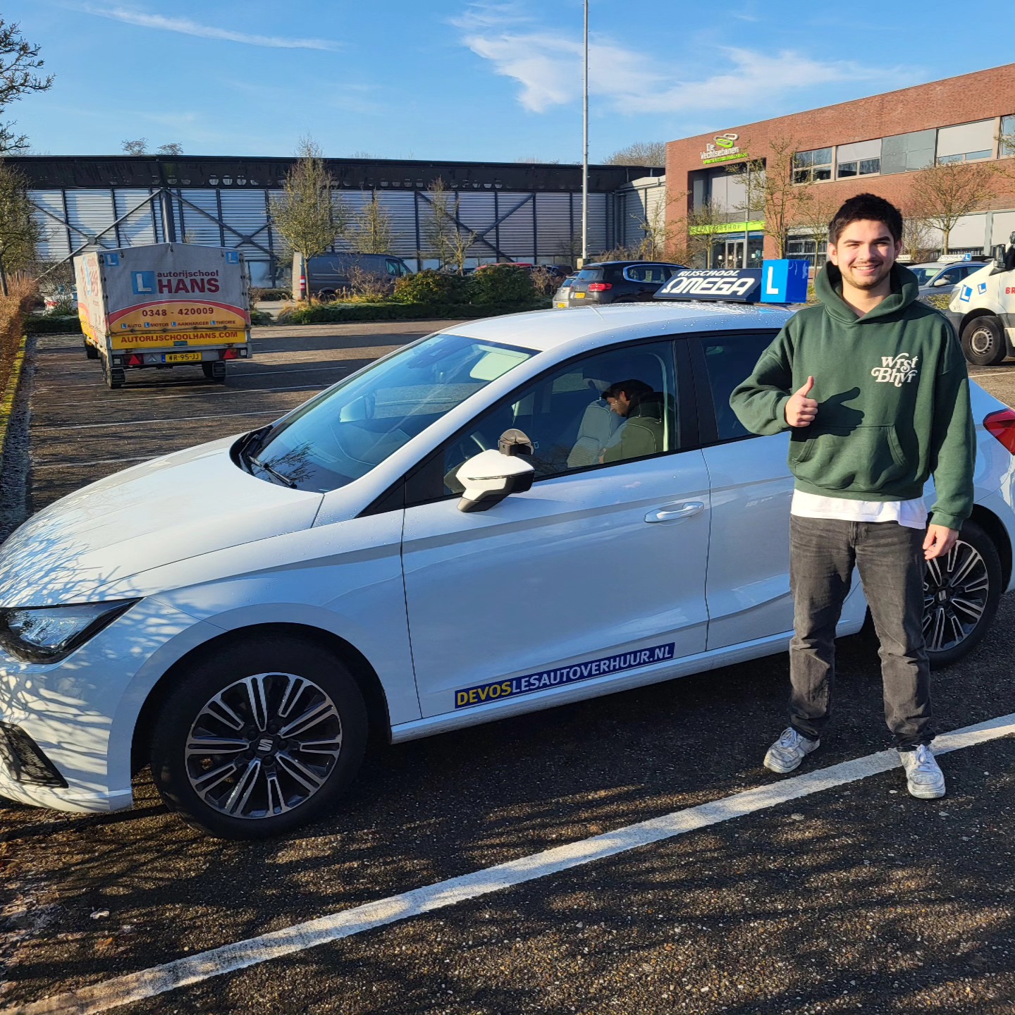 leerling geslaagd voor zijn rijbewijs